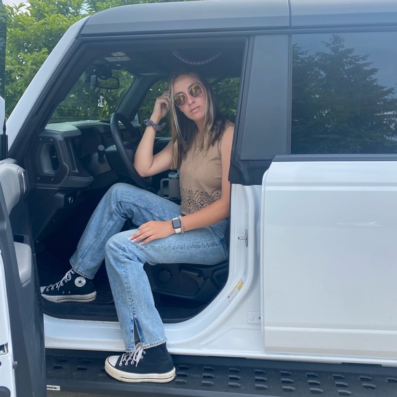 Meet the Posher - Picture 5 of 6